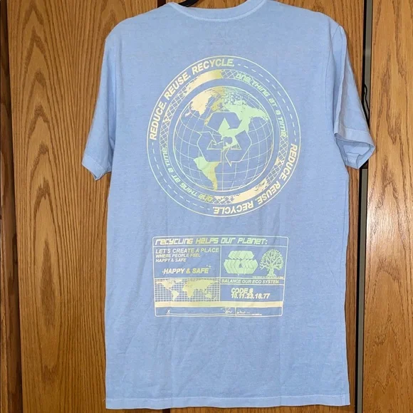 Reduce Reuse ♻️ Recycle Graphic Tee - Picture 8 of 10